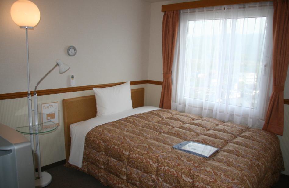 Toyoko Inn Higashi-Hiroshima Saijo Ekimae Room photo